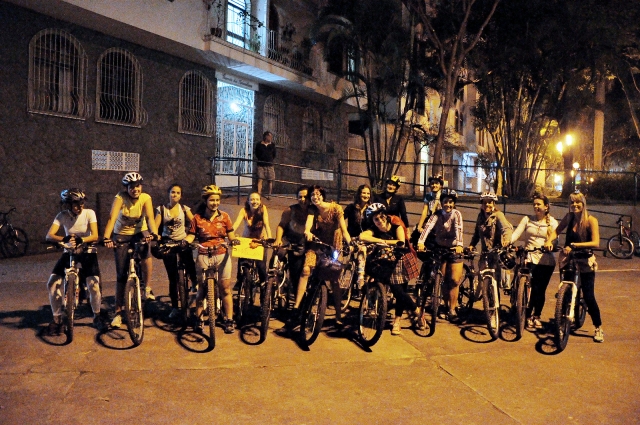 Diviertete con nosotros